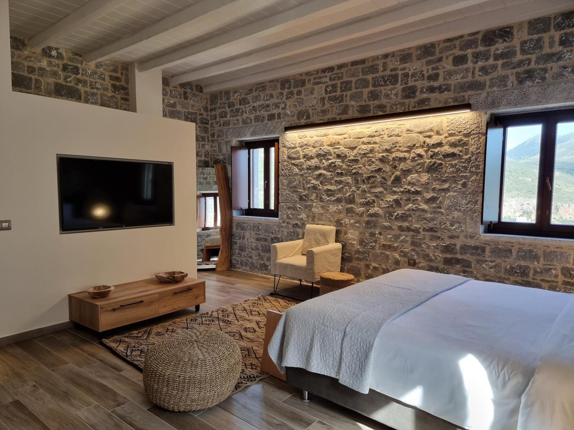 Manifest Boutique Hotel Итилон Экстерьер фото