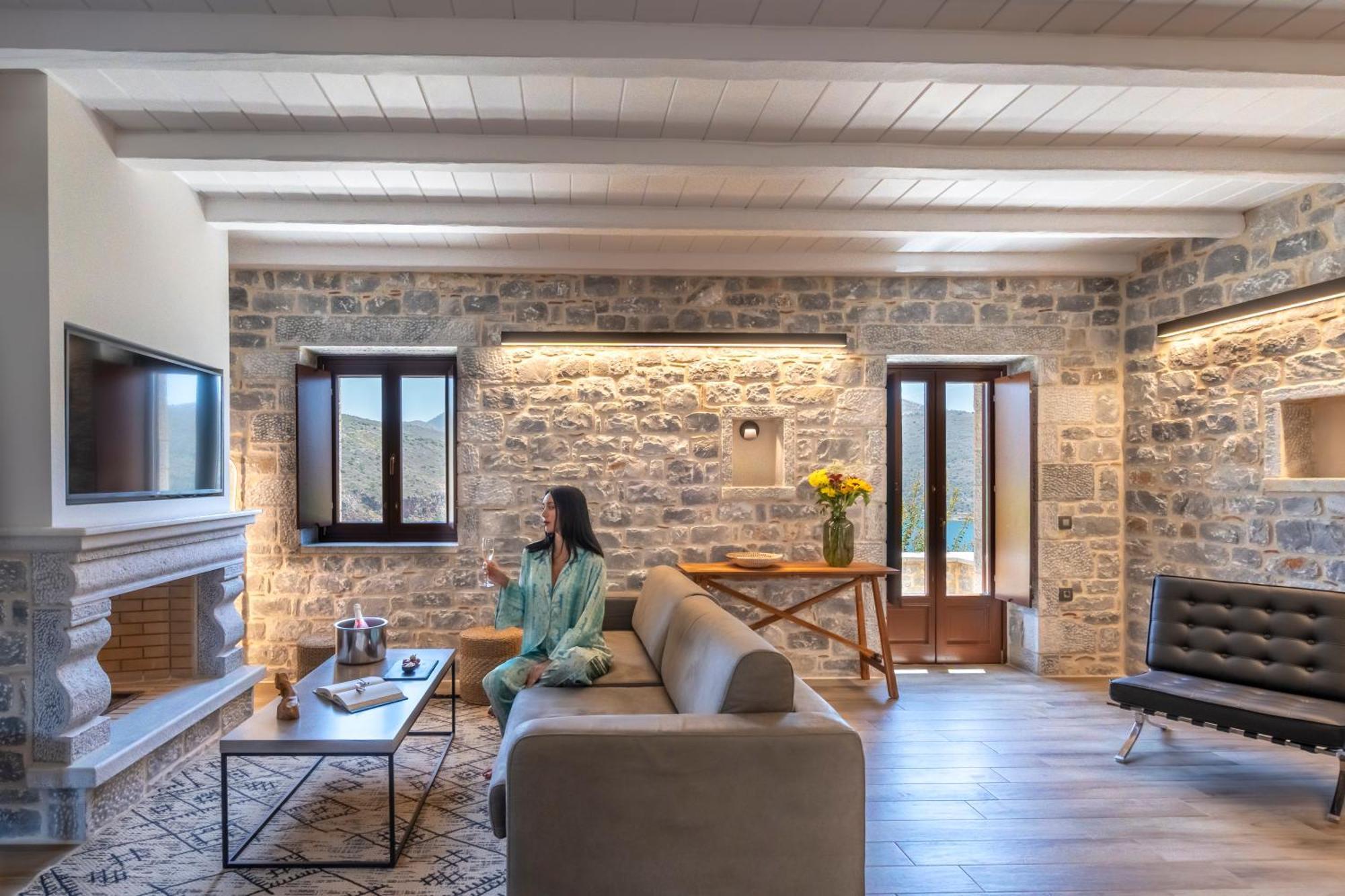 Manifest Boutique Hotel Итилон Экстерьер фото