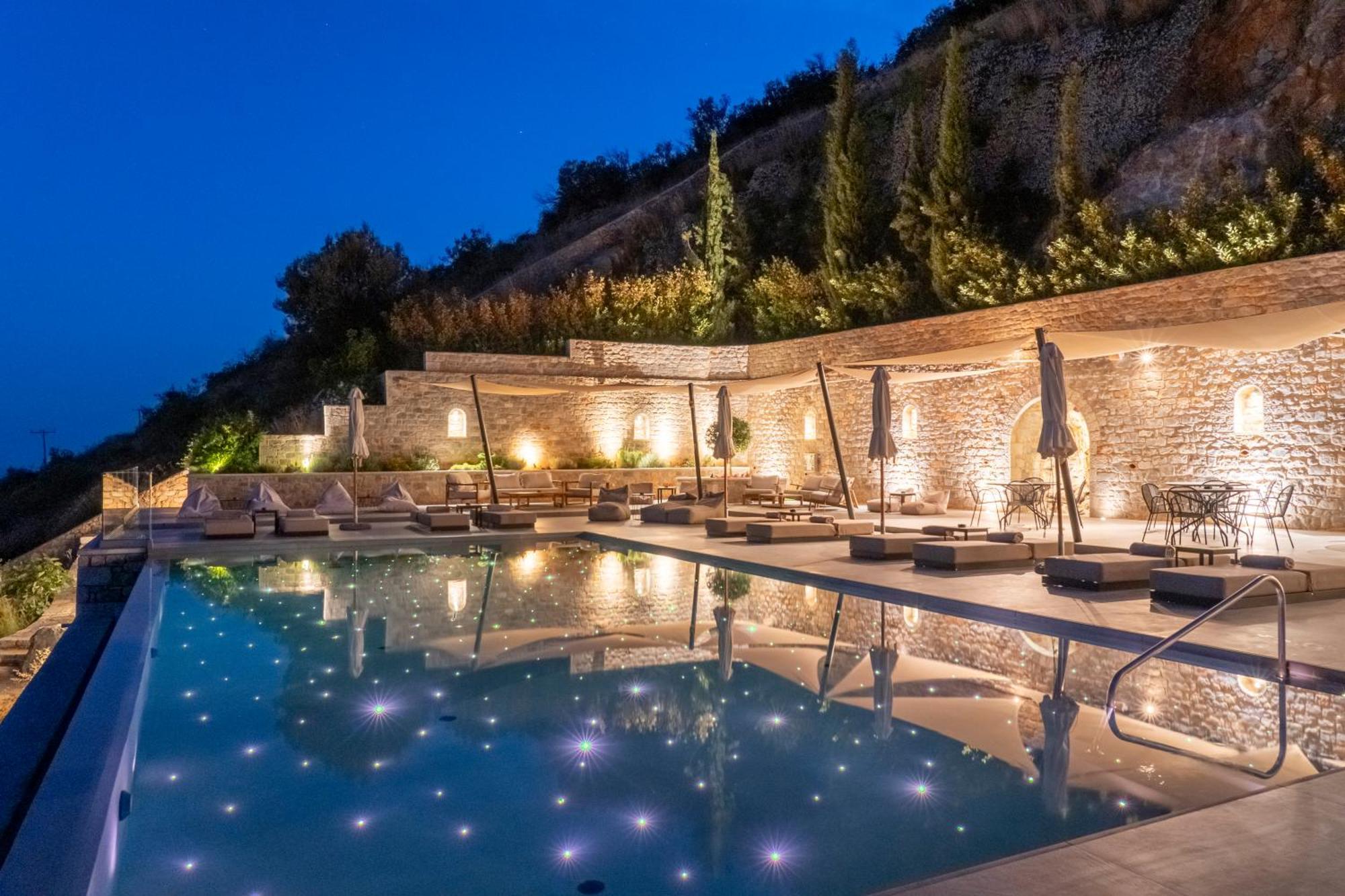 Manifest Boutique Hotel Итилон Экстерьер фото