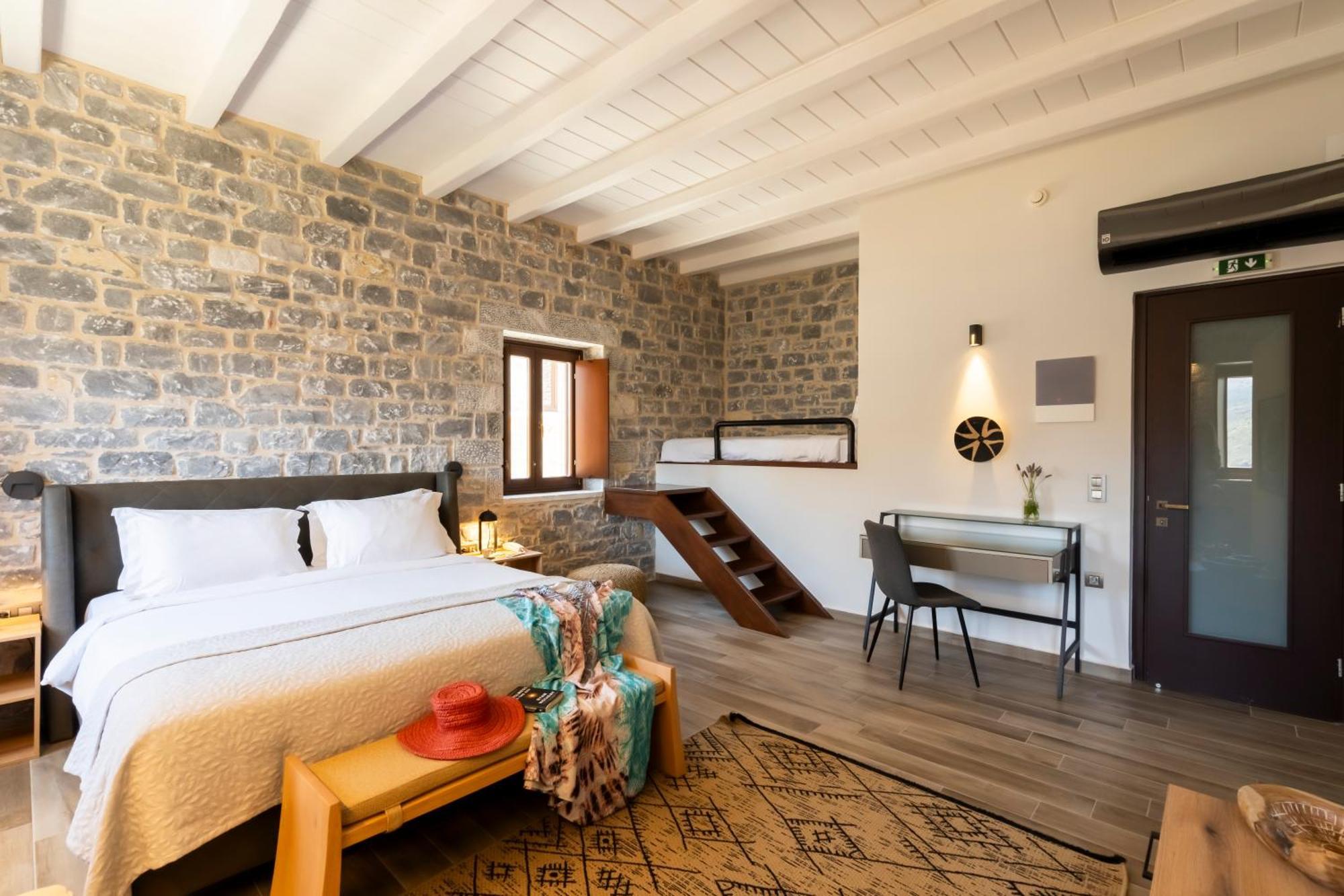 Manifest Boutique Hotel Итилон Экстерьер фото