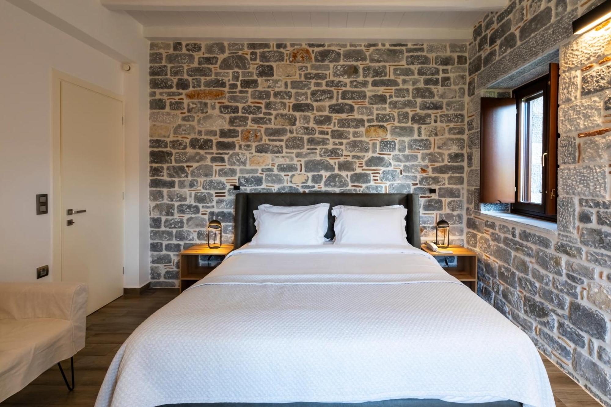 Manifest Boutique Hotel Итилон Экстерьер фото